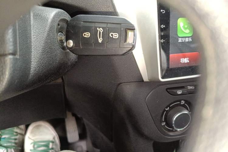 Used Citroen Elysee 2018 Revised Version 1.6L Manual Fashion Edition Vehicle Key