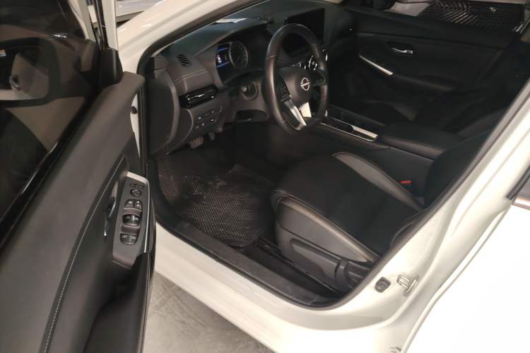 Used Nissan Sylphy 2023 Revised 1.6L CVT Enjoyment Edition
