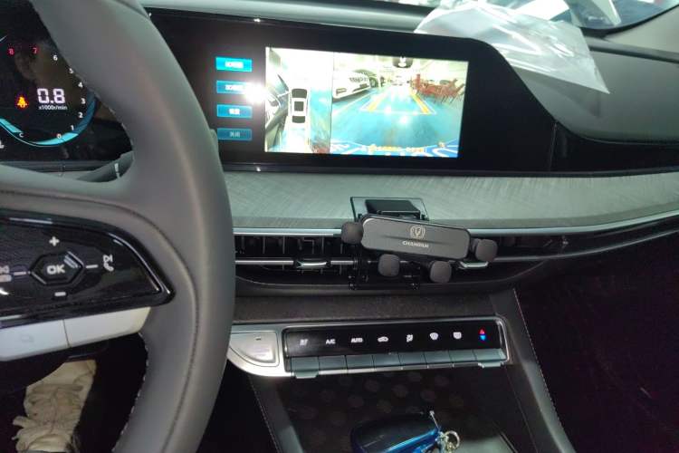 Used CHANGAN Eado 2022 PLUS Blue Whale NE 1.4T GDI DCT Prestige Edition
