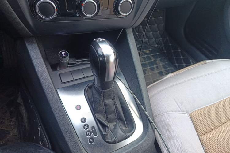 Used Volkswagen Sagitar 2012 1.4TSI Automatic Fashion Edition