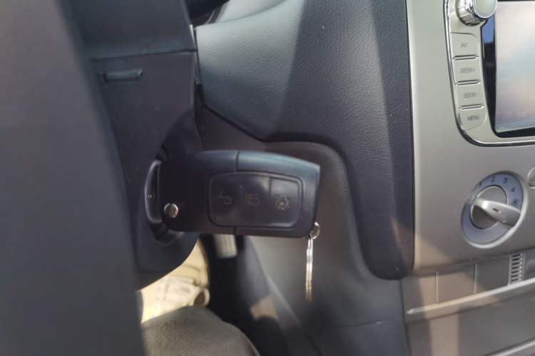 Used Ford Focus 2013 Hatchback Classic 1.8L Automatic Base Model
