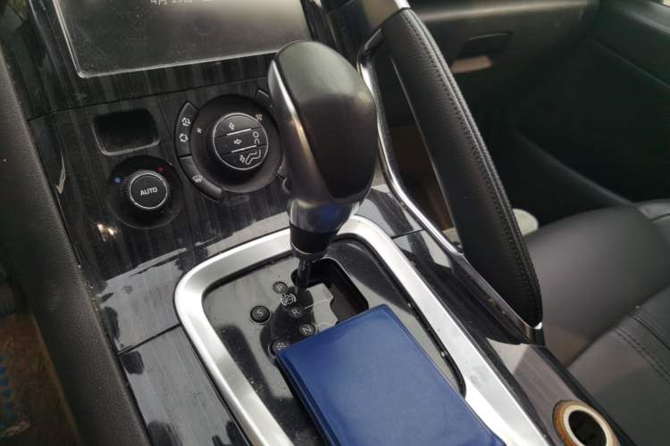 Used Peugeot 3008 2015 1.6THP Automatic Trend Edition
