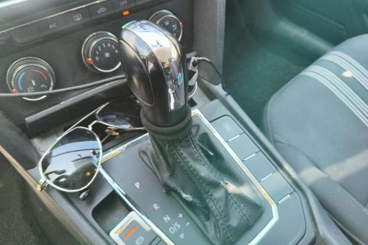 Used Volkswagen Lamando 2015 230TSI DSG Fashion Edition