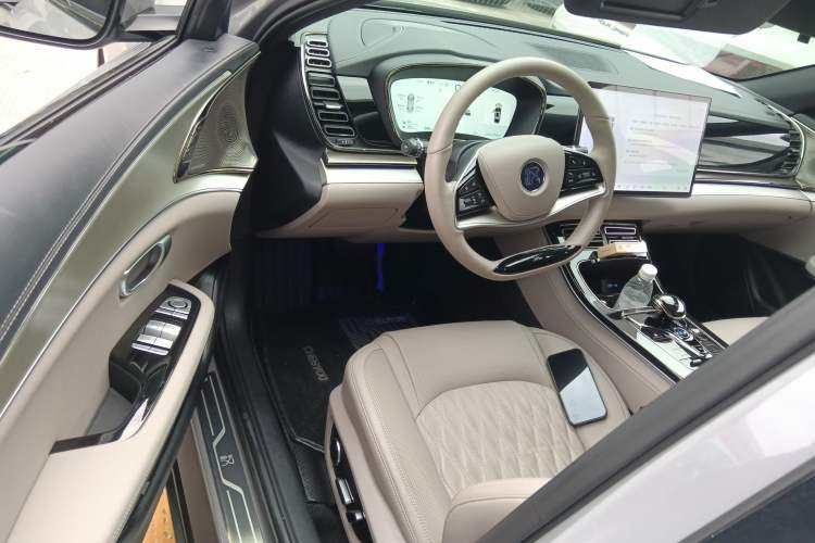 Used BYD Han 2025 DM-i 125KM Prestige Model Driver Seat