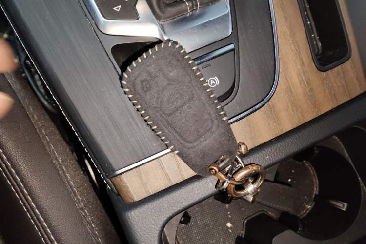 Used Audi Q5L 2022 Updated Version 40T Luxury Elegant Edition
