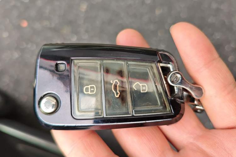 Used Volkswagen T-ROC 2018 230TSI DSG Two-Wheel Drive Advanced Version China V Standard