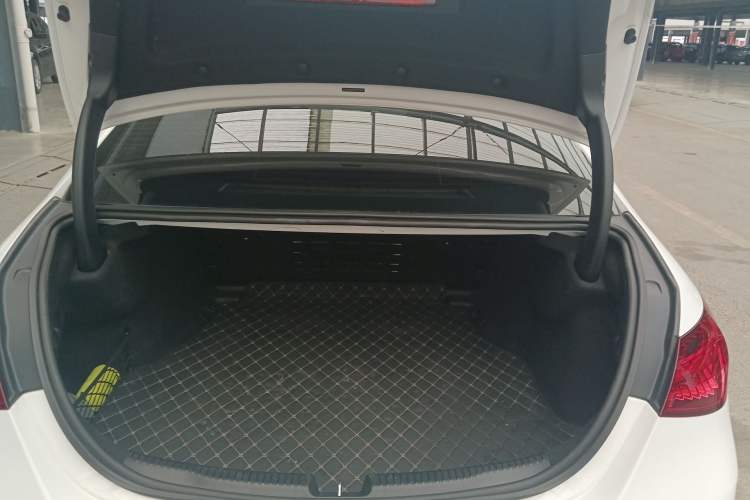 Used Mercedes-Benz C-Class 2022 Restyled C 260 L Sport Edition Trunk