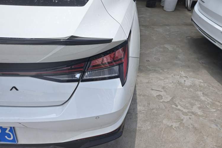 Used Hyundai Elantra 2022 1.5L CVT 20th Anniversary Edition
