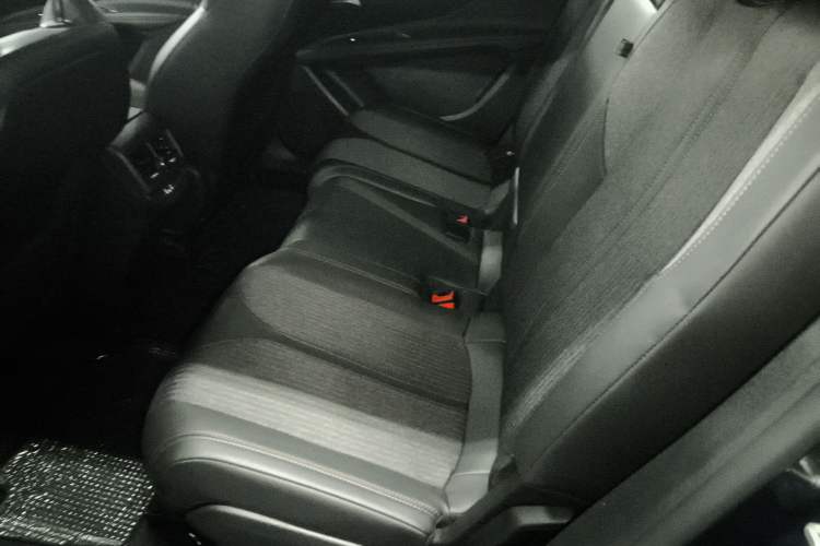 Used Peugeot 5008 2017 350THP 7-Seater Elite Edition Left Rear Seat