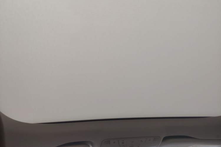 Used Mercedes-Benz E-Class 2018 Facelift E 300 L Luxury Edition