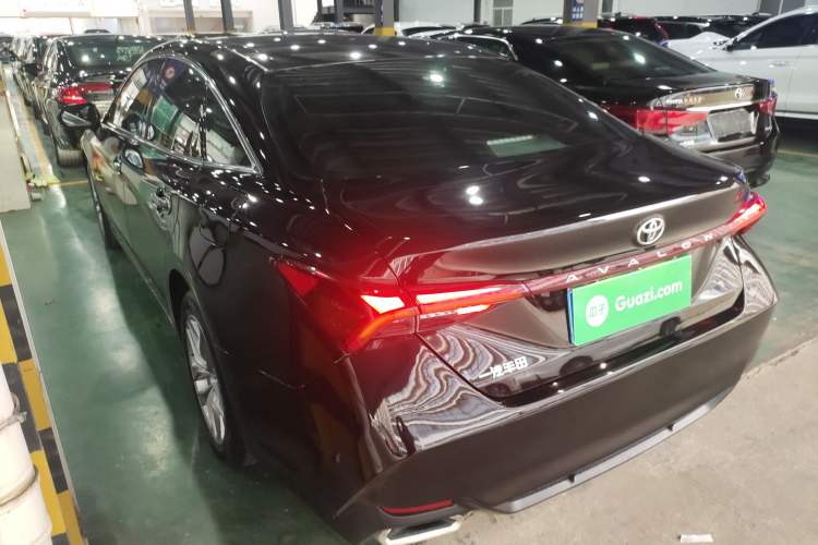 Used Toyota Avalon 2019 2.0L Luxury Edition China VI Standard Rear Left 45 Deg