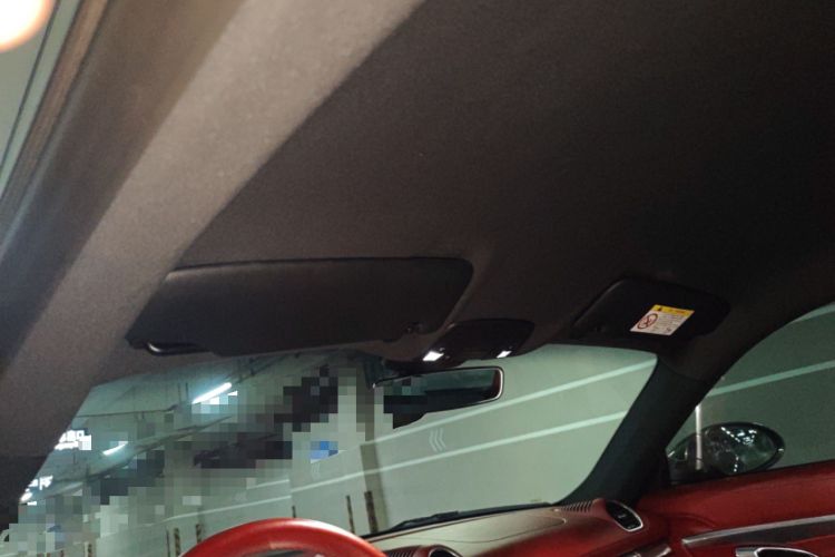 Used Porsche 718  Headliner