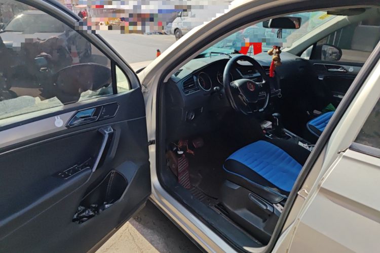 Used Volkswagen Tiguan L 2018 Revised Version 330TSI Automatic Two-Wheel Drive Trendy Edition
