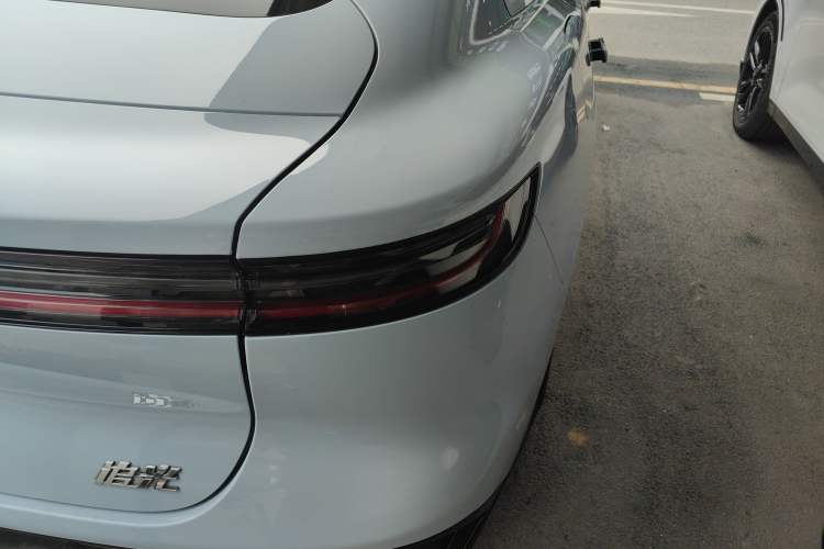 Used VOYAH PASSION 2023 Four-Wheel Drive Flagship Edition