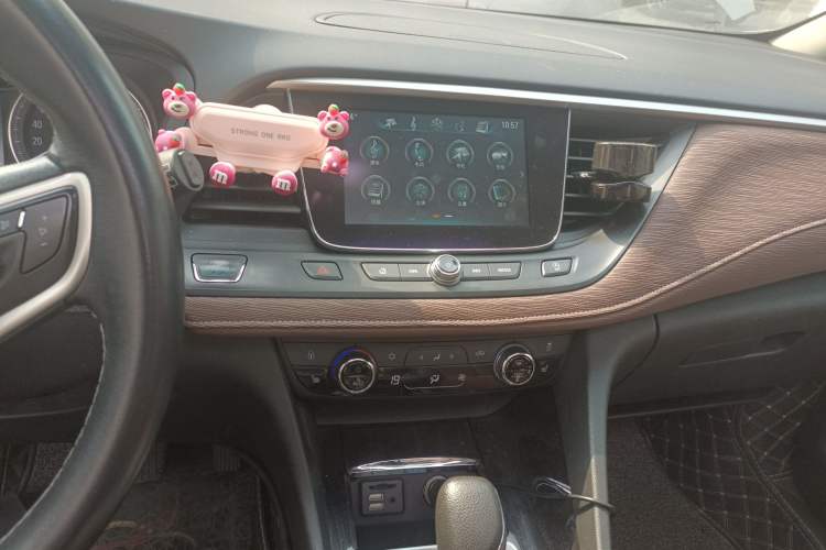 Used Buick GL6 2019 18T 6-Seater Connected Luxury Version China VI Standard
