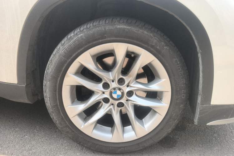 Used BMW X1 2014 sDrive18i Leading Model