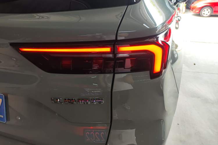 Used Ford Equator Sport 2025 EcoBoost 170 Platinum Edition Exterior 3