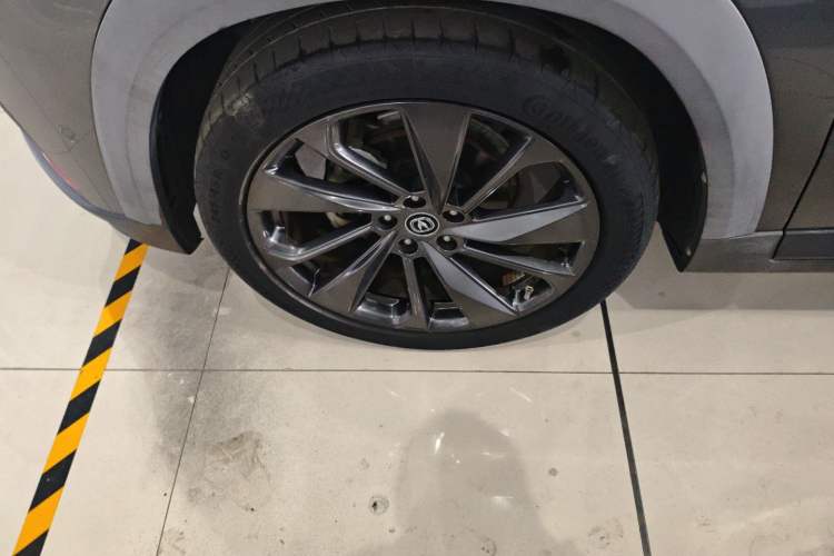 Used CHANGAN UNI-T 2020 1.5T Flagship Version Exterior 2