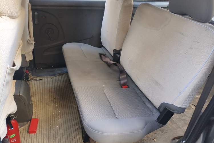 Used Dongfeng Shuaike 2011 1.6L Manual Commercial 5-Seater