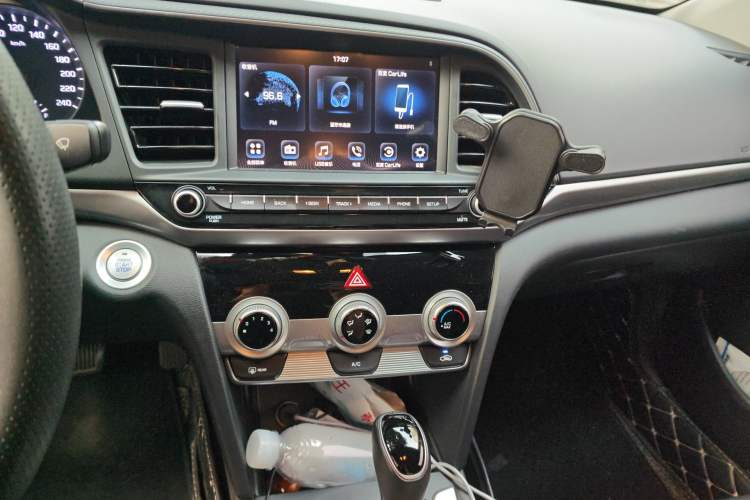 Used Hyundai Elantra (6th Generation / Lingdong) 2020 1.5L CVT Smart & Stylish – Elite Version Audio And AC Panel