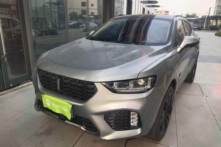 Used Wey VV5 2019 Upgraded Model 2.0T Two-Wheel Drive Flagship Version China V Standard