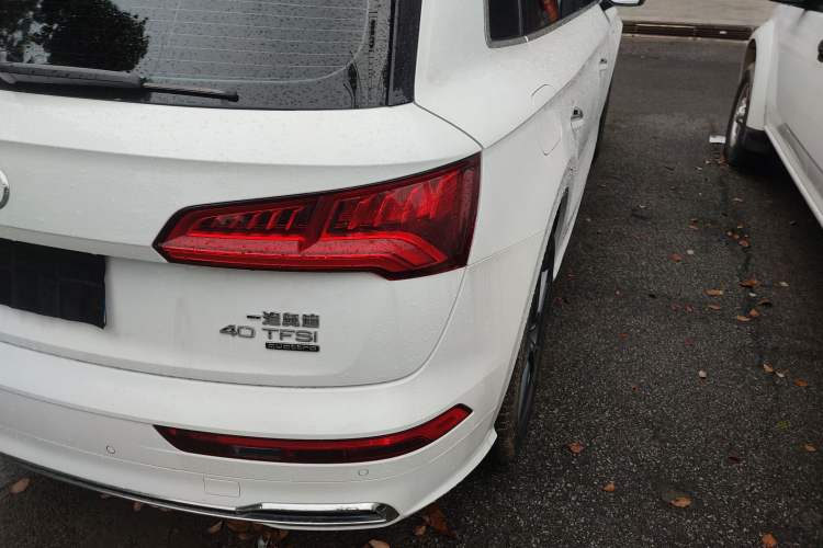 Used Audi Q5L 2020 Updated 40 TFSI Prestige Fashion Edition Right Rear Taillight