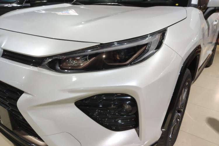 Used Toyota Wildlander 2024 2.0L CVT Two-Wheel Drive Luxury PLUS Edition