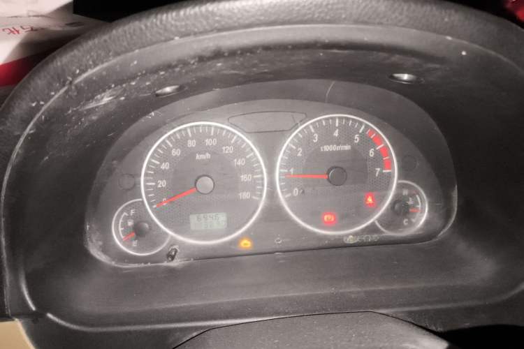 Used Dongfeng Xiaokang C37 2015 1.5L Luxury Version II DK15-06 Instrument Cluster