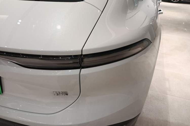 Used Nio ET9 2025 100 kWh