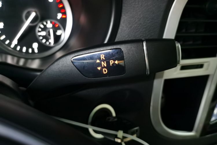 Used Mercedes-Benz Vito 2018 2.0T Business Version China VI Emission Standard
