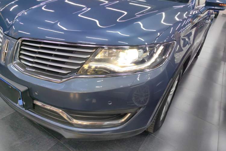 Used Lincoln MKX 2018 2.0T Two-Wheel Drive Deluxe Edition