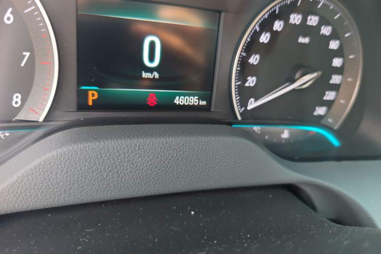 Used Buick GT 2018 18T Automatic Elite Model Odometer Close Up