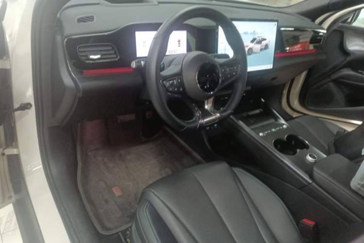 Used BYD Seal 06 New Energy 2025 EV 545KM Flagship Edition Center Console