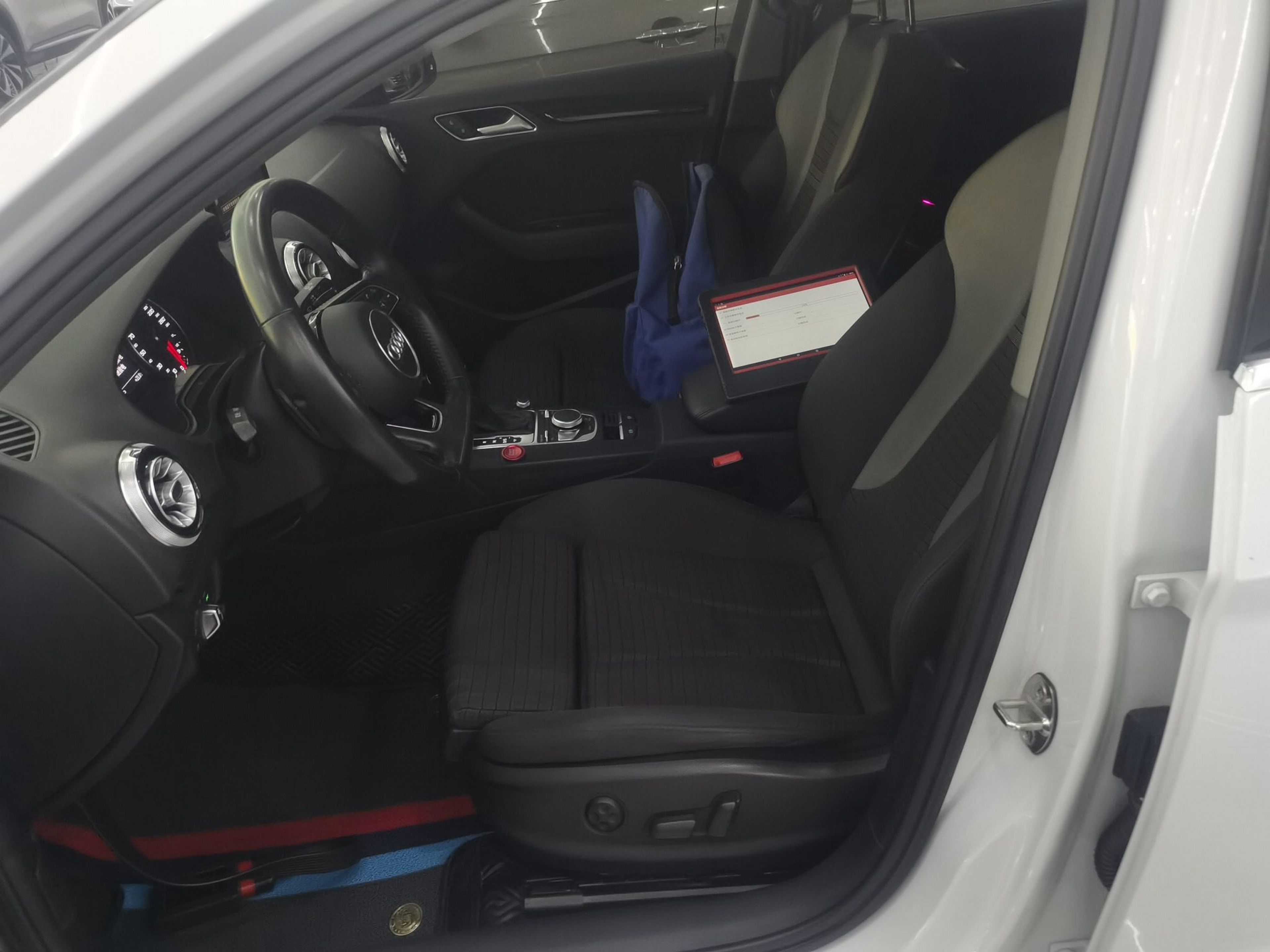 Interior delantero