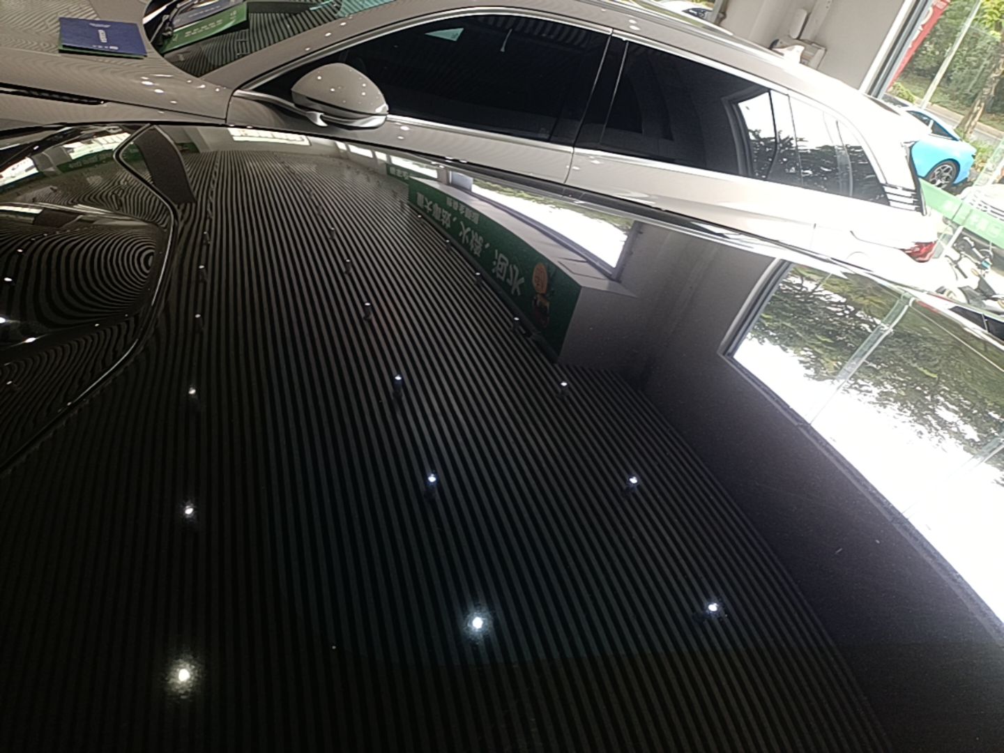 Zeekr 001 2025 WE Edition 95 kWh Rear-Drive — снимка 7