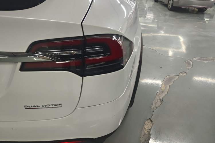 Used Tesla Model X 2019 Long-Range Version
