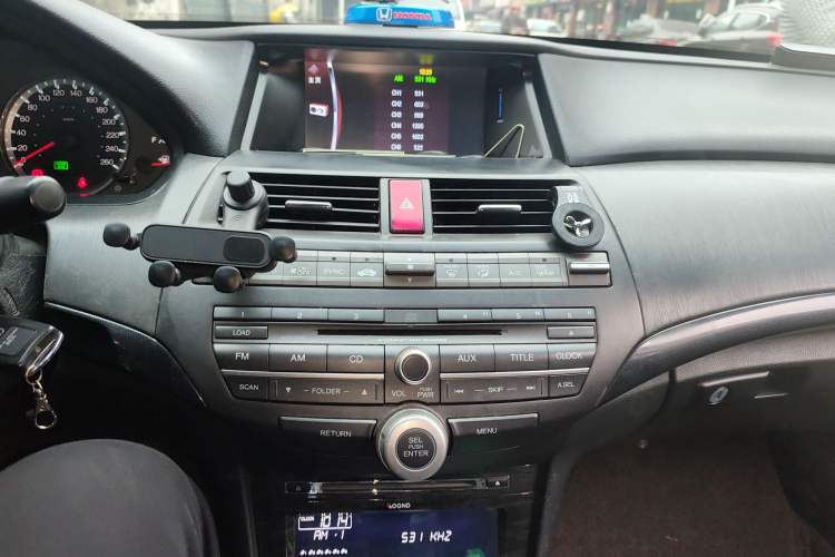 Used Honda Accord 2012 2.0L SE Audio And AC Panel