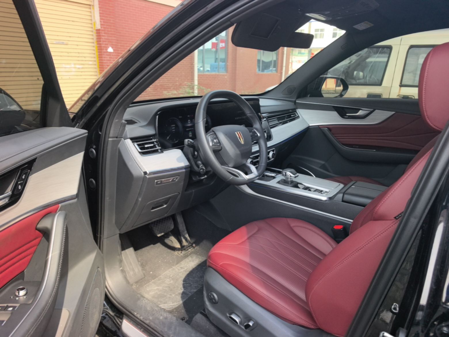 Hongqi HS5 2025 2.0T All-Wheel-Drive Xuan Ying Version — снимка 18