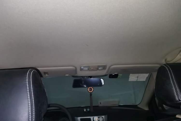 Used Hyundai Verna (older generation) 2014 1.4L Manual Smart GLS Trim