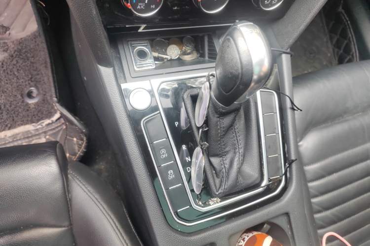 Used Volkswagen Magotan 2017 330TSI DSG Leading Model Gear Lever