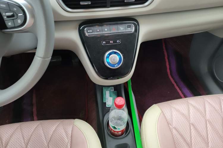 Used ORA White Cat 2022 Upgraded Model 305km Range Luxury Version Lithium-Ion Battery