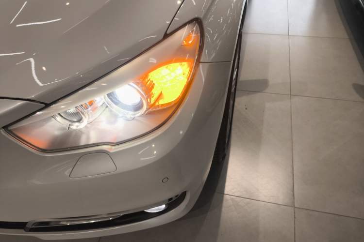 Used BMW 5 Series GT 2015 528i Luxury Edition