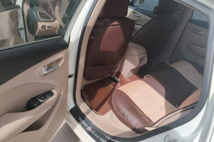 Used Fiat Viaggio 2012 1.4T Automatic Jingxiang Edition Left Rear Seat