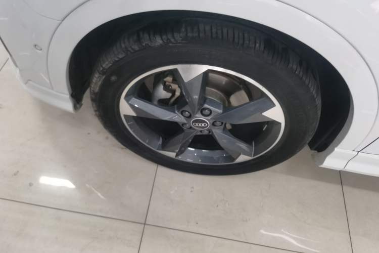 Used Audi Q3 2021 35 TFSI Fashion Dynamic Model
