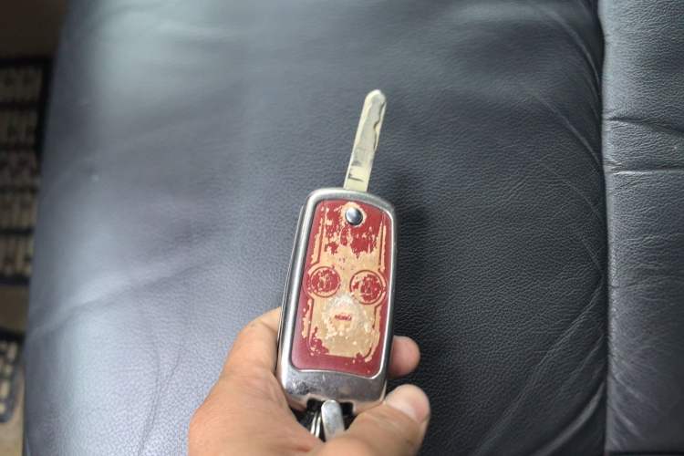 Used Honda Civic 2012 1.8L automatic luxury edition Vehicle Key