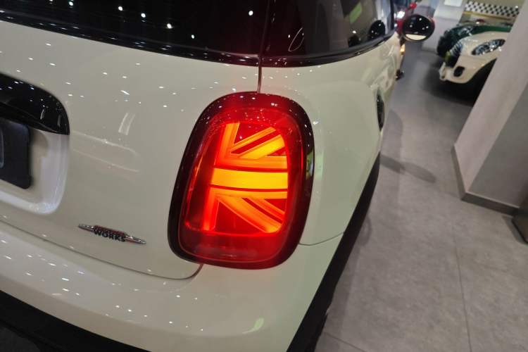 Used MINI JCW 2023 2.0T JOHN COOPER WORKS Pat Moss Commemorative Edition Right Rear Taillight