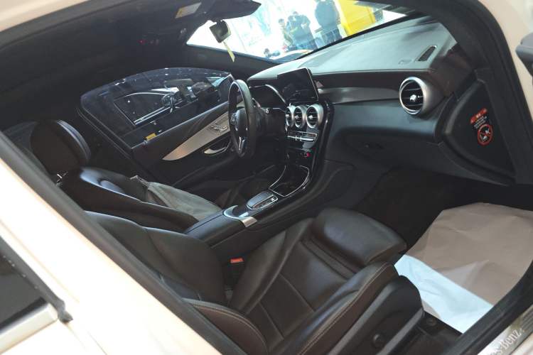 Used Mercedes-Benz GLC 2022 Second Facelift GLC 260 L 4MATIC Dynamic Edition
