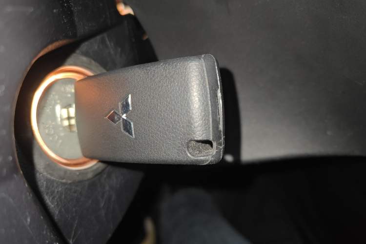 Used Mitsubishi Pajero 2019 3.0L Automatic Standard Edition