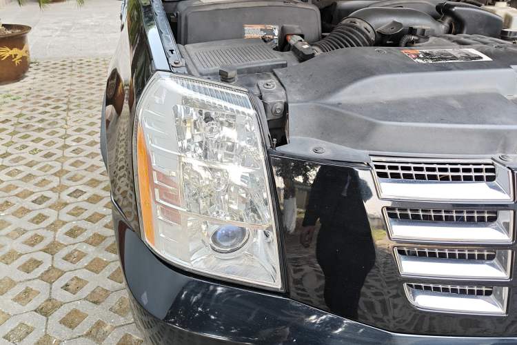 Used Cadillac Escalade 2010 6.0 Hybrid
