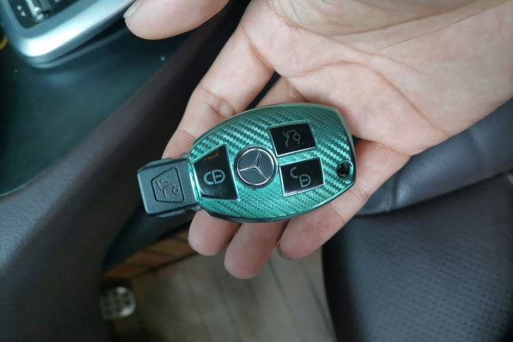 Used Mercedes-Benz V-Class 2022 V 260 L Long-wheelbase Luxury Edition Vehicle Key